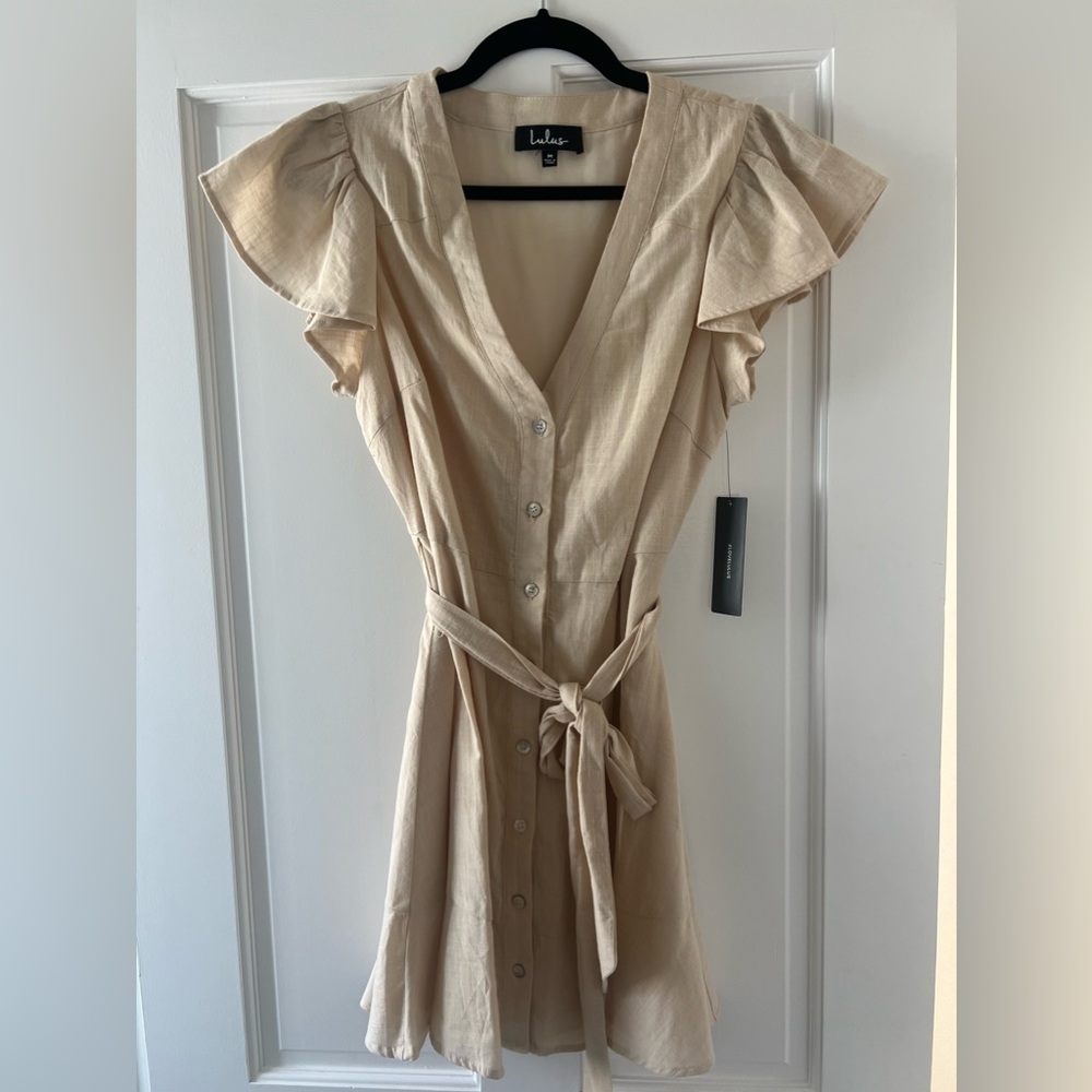 Khaki button down Lulu’s Dress with waist tie
